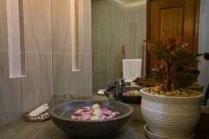 Deluxe Room with Balcony - bathroom view 3 - Sing Angkor Boutique Hotel Siem Reap